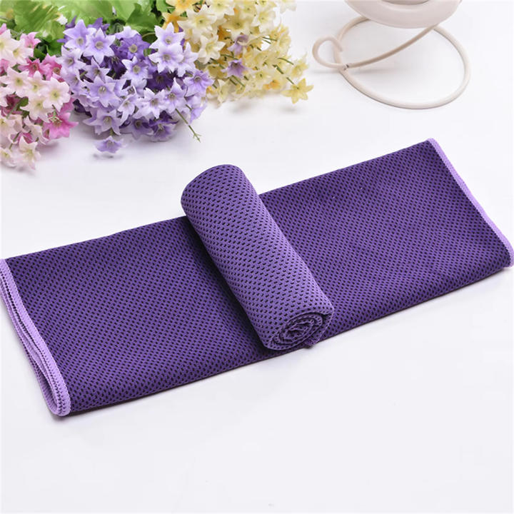 Summer%20Cooling%20Ice%20Silk%20Towel,Breathable%20and%20Soft,Suitable%20for%20Activities%20Such%20as%20Yoga,Golf,Gym,Camping,Running,Exercise,etc%20-%20Image%207