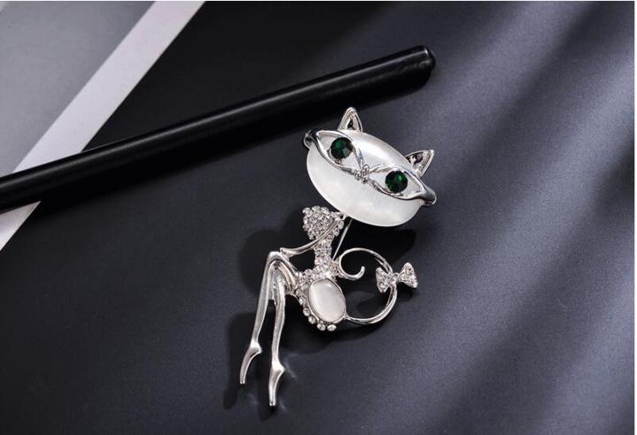 Opal%20Super%20Cute%20Kitten%20Cat%20Eye%20Stone%20Brooch%20Crystal%20Collar%20Creativity%20Dress%20Fashionable%20Style%20%20Wedding%20Accessories%20-%20Image%207