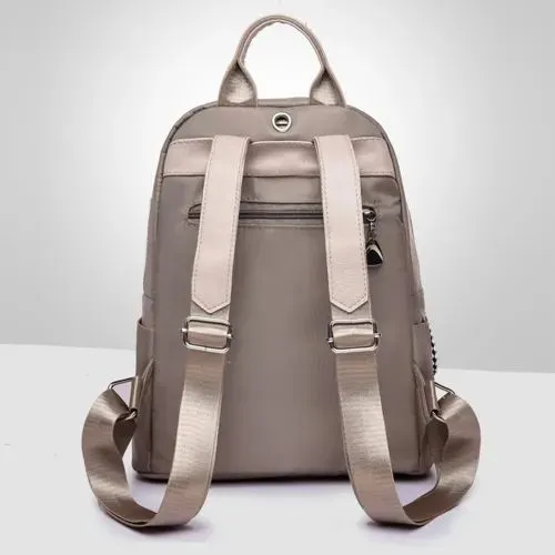 New%20Korean%20Version%20of%20Girls'%20Backpack%20Fashionable%20and%20Versatile%20Little%20Bear%20Backpack%20-%20Image%206