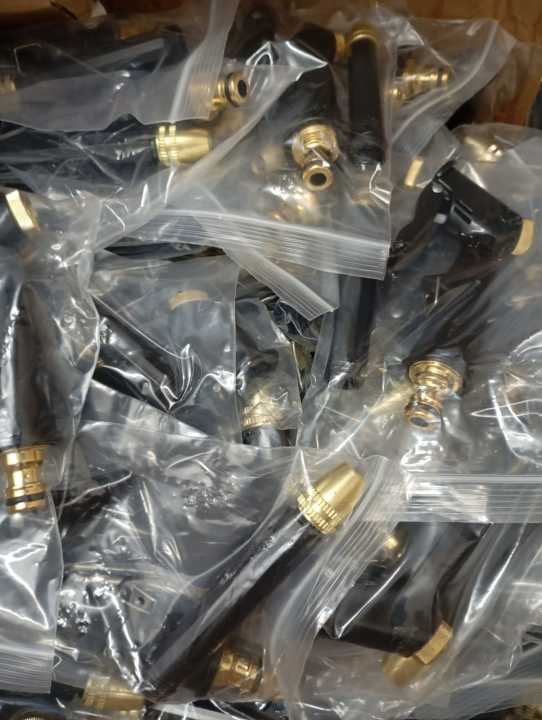 High%20pressure%20Portable%20water%20jet%20gun%20washing%20car%20washing%20garden%20watering%20gun%20Multipurpose%20Cleaning%20gun%20-%20Image%205