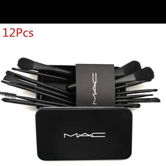 M.A.C%20Cosmetic%20Makeup%20Brush%20Set%20-%2012%20Pcs%20(Pack%20of%2012)%20-%20Image%202