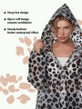 A variety of patterns of  raincoats, sturdy and durable waterproof and cold resistant raincoats, suitable for outdoor trave. 