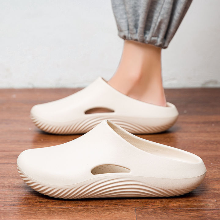 Men%20Slippers%20WaterProof%20Anti%20Skid%20Chef%20Shoe%20Breathable%20Slip%20on%20Casual%20Home%20Slippers%20Lightweight%20Beach%20Sandals%20Male%20Garden%20Clogs%20-%20Image%204