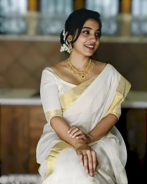 White%20Saree#%20Indian%20Cotton%20Saree%20#%20Kerala%20White%20Gold%20Border#%20With%20Blouse%20-%20Image%202