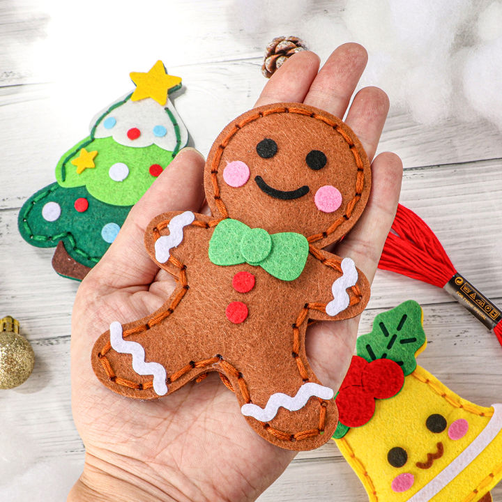 9-Piece%20DIY%20Christmas%20Sewing%20Material%20Pack%20for%20Beginners;%20Easy%20to%20Make%20Christmas%20Tree%20Ornaments%20Including%20Gingerbread%20Man,%20Reind%20-%20Image%205
