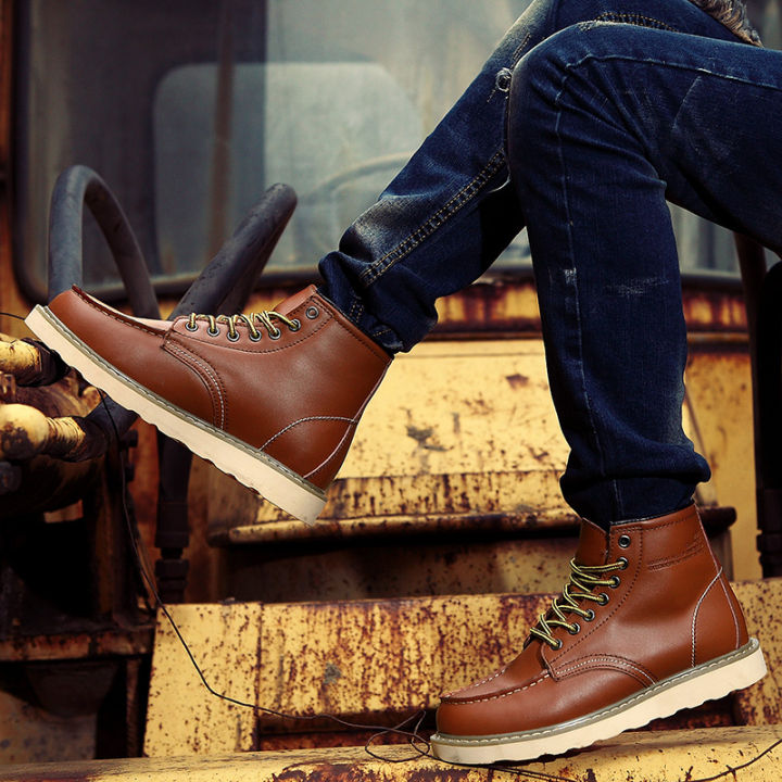 Genuine%20Leather%20Men%20Desert%20Boots%20Casual%20Outdoor%20Soft%20Sole%20Walking%20Shoes%20Outdoor%20Lace%20Up%20Boots%20High%20Quality%20Male%20High%20Top%20Shoes%20-%20Image%205