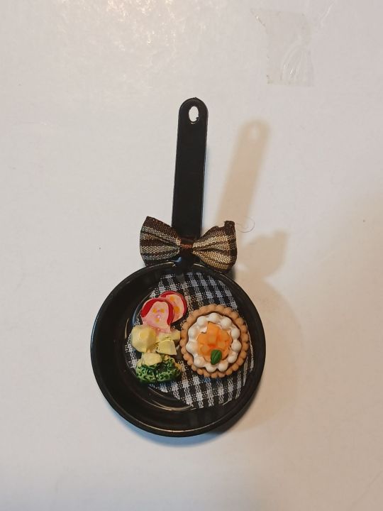 bottle%20opener,%20fridge%20magnet,%20Minar%20Pakistan,%20Shahi%20Qilla,%20Rickshaw,%20Truck,%20Fry%20Pan,%20Fruit%20Tray,%20Bottle%20crate,%20Fruit%20basket,%20Flower%20basket,%20Bottle%20magnet%20sprite%20coke%20fanta%20bottle%20-%20Image%207