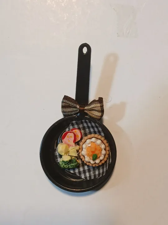 bottle%20opener,%20fridge%20magnet,%20Minar%20Pakistan,%20Shahi%20Qilla,%20Rickshaw,%20Truck,%20Fry%20Pan,%20Fruit%20Tray,%20Bottle%20crate,%20Fruit%20basket,%20Flower%20basket,%20Bottle%20magnet%20sprite%20coke%20fanta%20bottle%20-%20Image%207