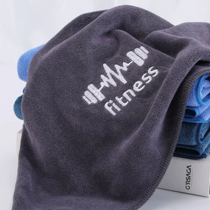 Grey%20Unisex%20High-Absorbency%20Quick-Dry%20Gym%20Towel%20%7C%20Sweat-Enhanced%20Sports%20Mat%20for%20Basketball,%20Running%20&%20Fitness%20Workouts%20-%20Image%203