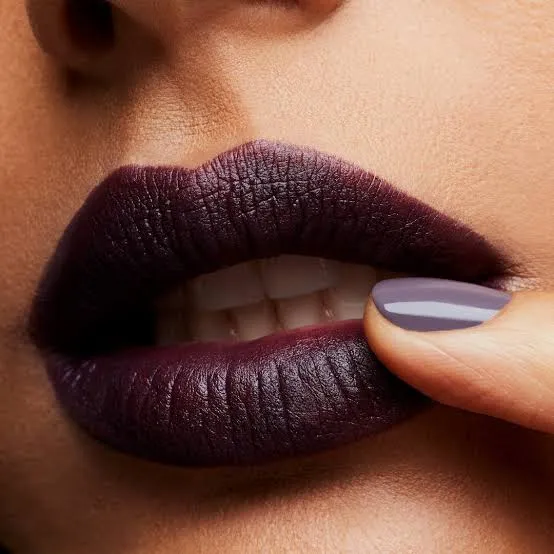 MAC%20Matte%20Lipstick%20-%20Smoked%20Purple%20(3g)%20-%20Image%202
