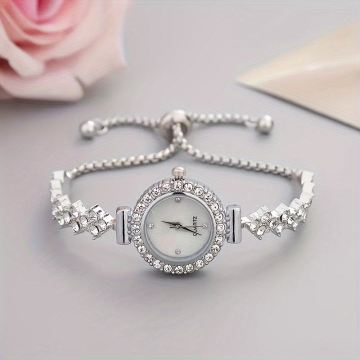 1%20piece%20of%20elegant%20women's%20quartz%20watch,%20paired%20with%20luxurious%20rhinestone%20embellishment%20-%20gold%20simulated%20bracelet%20-%20Image%204