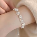 Elegant Cat's Paw Pearl Beaded Bracelet for Girls & Women Fashion Jewelry Cute Charm Bracelet. 
