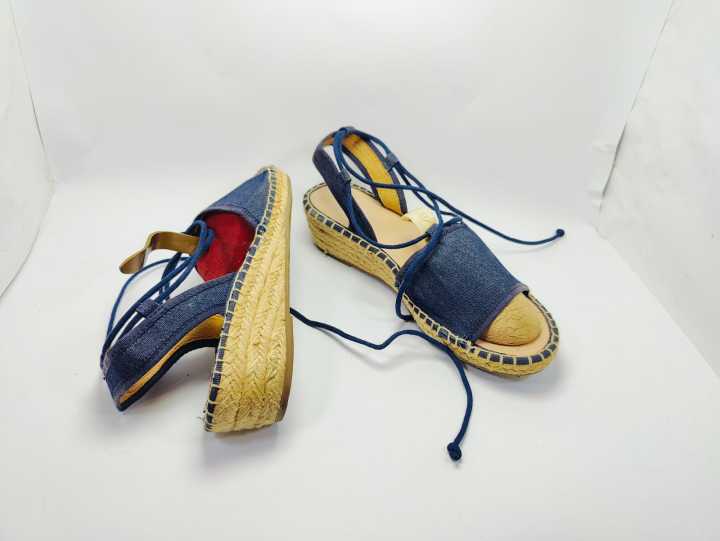 38%20size%20stylish%20design%20stylish%20design%20sandal%20for%20women%20and%20girls%20-%20Image%203