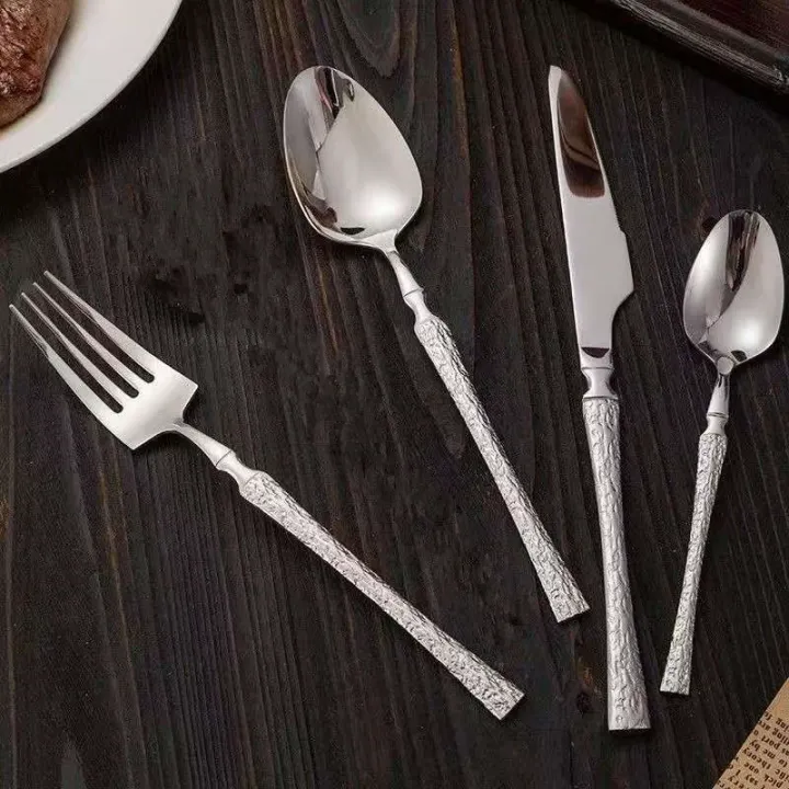 16-Piece%20Silver%20Stainless%20Steel%20Cutlery%20Set%20with%20Forks%20and%20Spoons,%20Creative%20Hammered%20Handles,%20Suitable%20for%20Home,%20Kitchen,%20Restau%20-%20Image%204