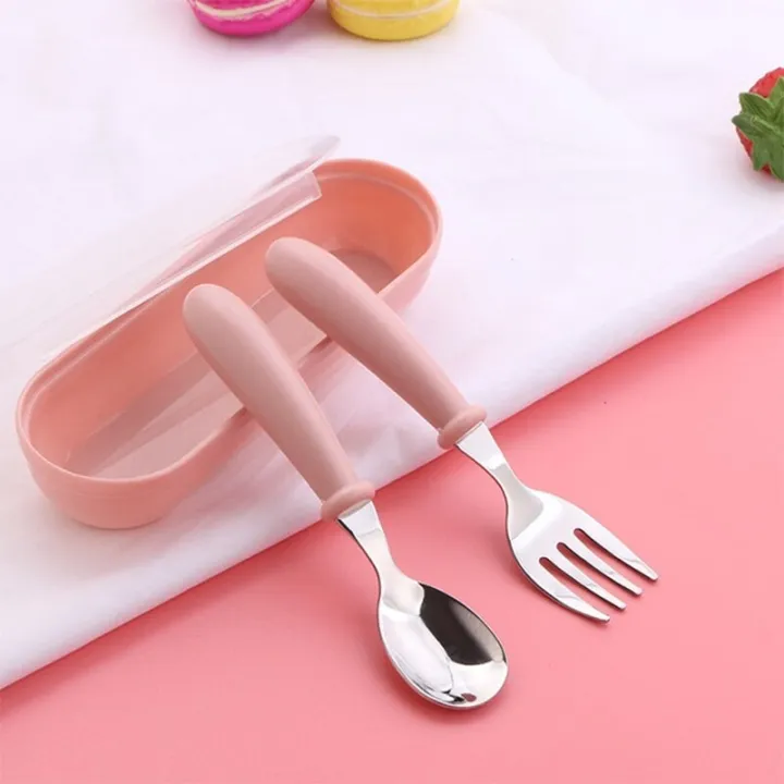 Kids%20Stainless%20Steel%20Cutlery%20Set%20Portable%20Children%20Spoon%20Forks%20Box%20Baby%20Feeding%20Utensils%20&%20Safe%20Baby%20Tableware%20for%20Toddlers%20-%20Image%207