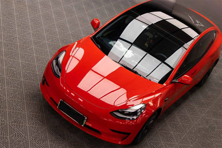Self%20Adhesive%20Auto%20Protection%20Sticker%20Shiny%20Motorcycle%20Tuning%20Accessories%20Waterproof%20Glossy%20Red%20Vinyl%20Wrap%20Gloss%20Car%20Foil%20Film%20-%20Image%203