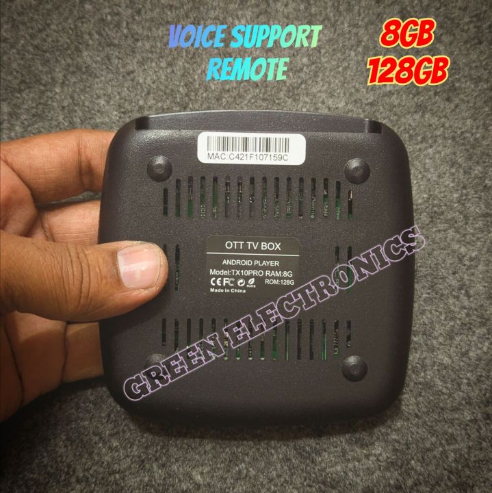 Android%20TV%20Box%20With%205GHz%20Dual%20Band%20Wi-Fi%20TV%20set%20up%20Box%20-%20Sleek%20Usage%20-%20Image%204