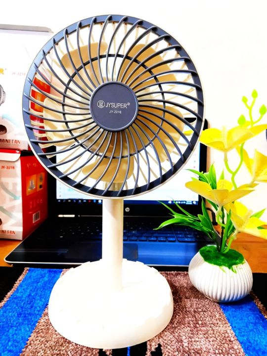 JY%20Super-2218;%20long%20lasting%20backup%20time%20with%20moving%20System%20(10%20hours%20plus);%203%20Hi-tech%20%20rechargeable%20Li-Ion%20%20Battery;%20High%20quality%20Soundless%20%20Rechargeable%20&%20Charger%20fan;;%20%204000%20mah%20Battery:%20%20AC/DC%20Fan%20-%20Image%203