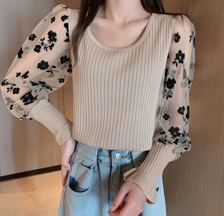 Casual%20Fashion%20Contrast%20Floral%20Full%20Sleeve%20Mesh%20Mock%20Neck%20Tee%20-%20Image%204