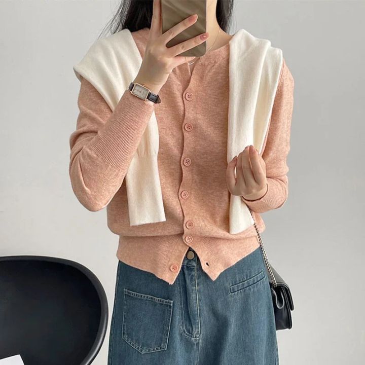 2026%20New%20Fashion%20Women's%20Fleece%20Knit%20Loose%20Short%20Cashmere%20Sweater%20Round%20Neck%20Warm%20Korean%20Sle%20Casual%20Female%20Sweater%20Top%20Cloting%20-%20Image%204