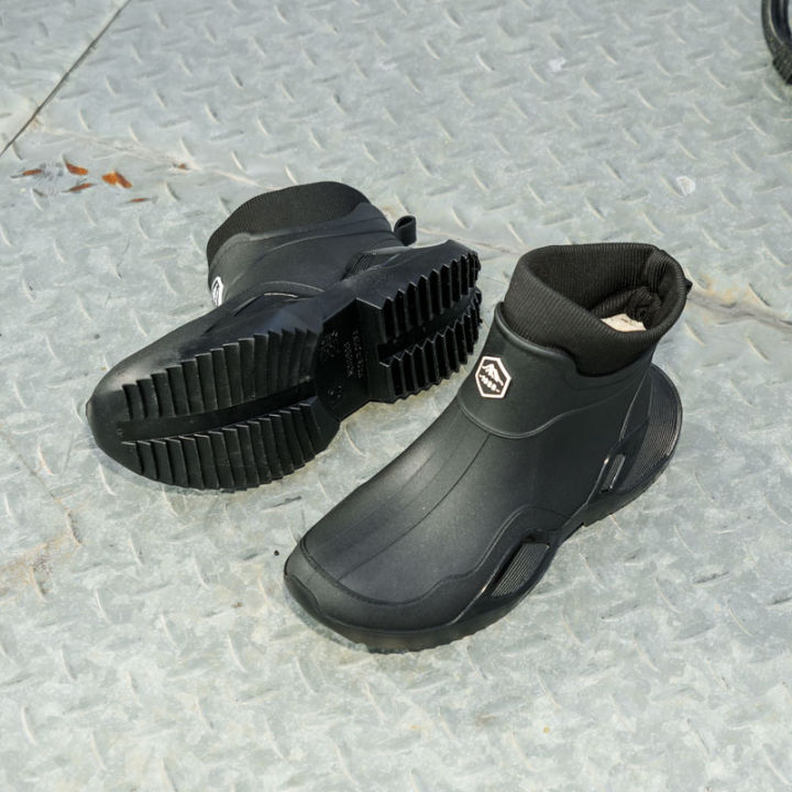 Winter%20Warm%20Men's%20Waterproof%20Shoes,%20Women's%20Short%20Rain%20Boots,%20Fleece-Lined%20Couple's%20Rain%20Boots%20-%20Image%206