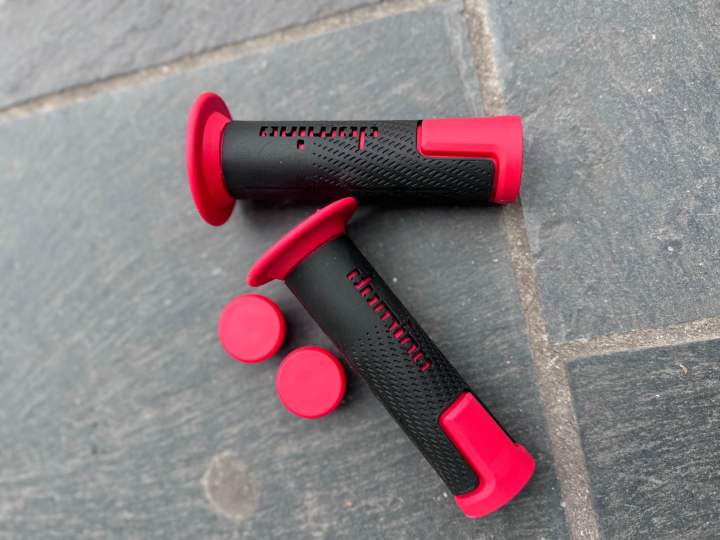 Domino handle Grip Red