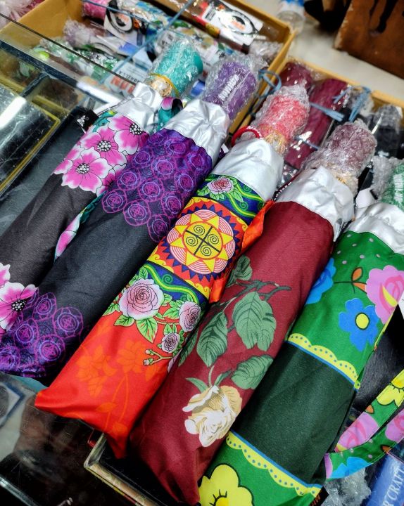 RAHMAN%2010K%20Printed%203%20fold%20umbrella%20for%20female%20-%20Image%202