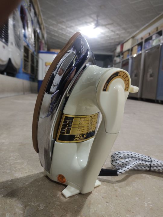 Heavy Duty Deluxe Automatic Dry Iron Pak 1000W with Warranty Included