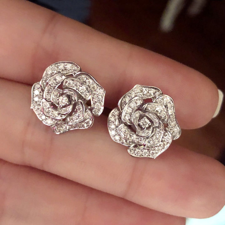 Huitan Romantic Flower Shaped Ear Piercing Stud Earrings Women Micro Paved CZ Bridal Wedding Party Earrings Fashion Jewelry