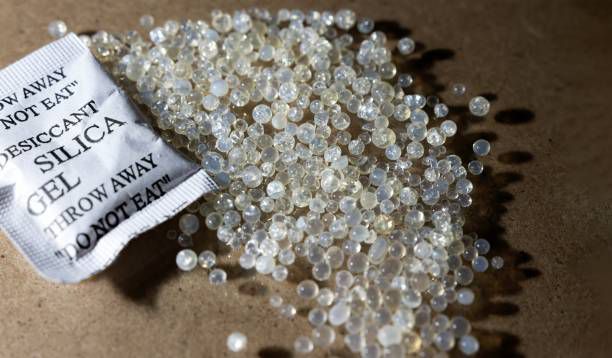 Silica%20Gel%20100%20Piece%201%20Gram%20Of%20Desicant%20-%20Image%203