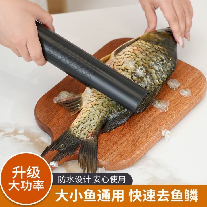 Rechargeable%20Electric%20Fish%20Scaler%20-%20Cordless%20Fish%20Scaler%20with%20Powerful%20Motor%20and%20Waterproof%20Design%20(Black)%20-%20Image%202