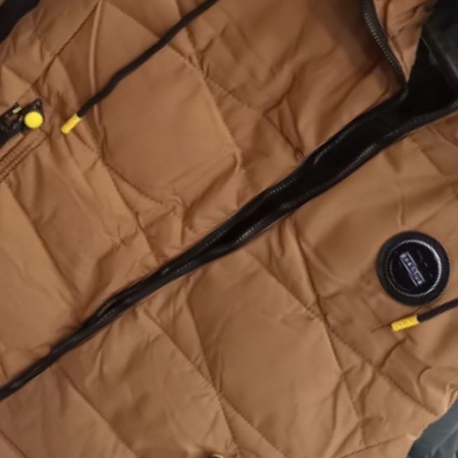 Men%20100%20%25%20Parasuit%20Half%20Sleeve%20Jacket%20-%20Image%203