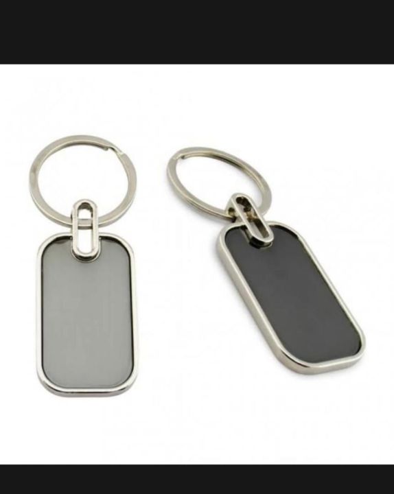 Custom%20Unique%20Keychain%20With%20Your%20Name%20-%20Image%203