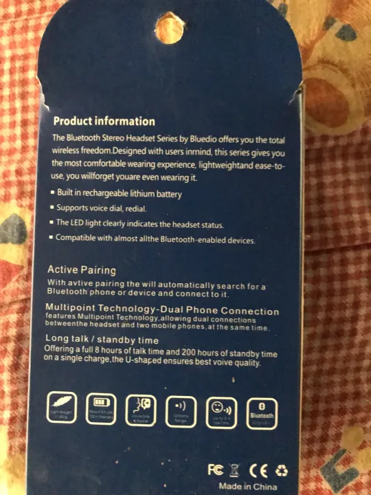 Samsung%20Bluetooth%20Stereo%20Headset%20-%20Image%203