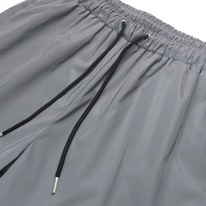 Summer%20Thin%20Reflective%20Shorts%20Men's%20Fashion%20Loose%20Outdoor%20Jogging%20Cycling%20Safety%20Luminous%20Short%20Pants%20Hip%20Hop%20Streetwear%20Male%20-%20Image%204