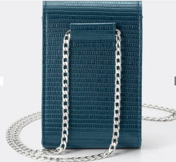 GU%20Japan%20Official%20Store%20Chain%20Cross%20Body%20Pouch%20-%20Discounted%20PU%20Leather%20Item,%20Authentic%20Japanese%20Fashion%20-%20Image%204