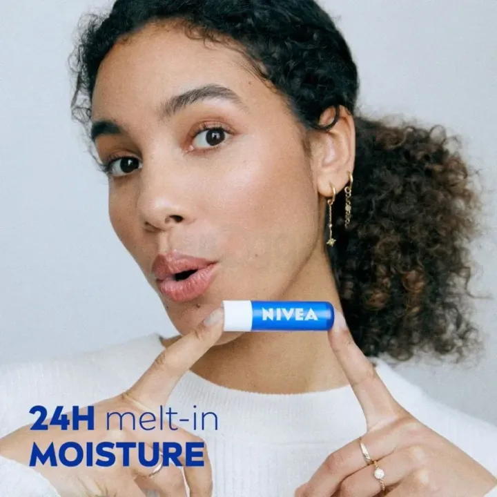 Nivea%20Long%20Lasting%20Moisture%20Caring%20lip%20Balm%20(Original%20Care)%20-%20Image%206
