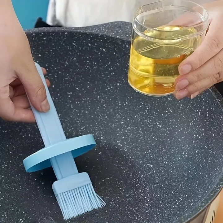1pc%20High%20Temperature%20Resistant%20Oil%20Brush%20with%20Bottle%20for%20Kitchen%20Barbecue%20accessories%20Convenient%20Seasoning%20and%20Honey%20Bottle%20-%20Image%206