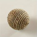 Handmade straw and rattan pet ball water grass ball parrot foot ball rabbit hamster cat pet chew toy ball chew toy to clean teet. 