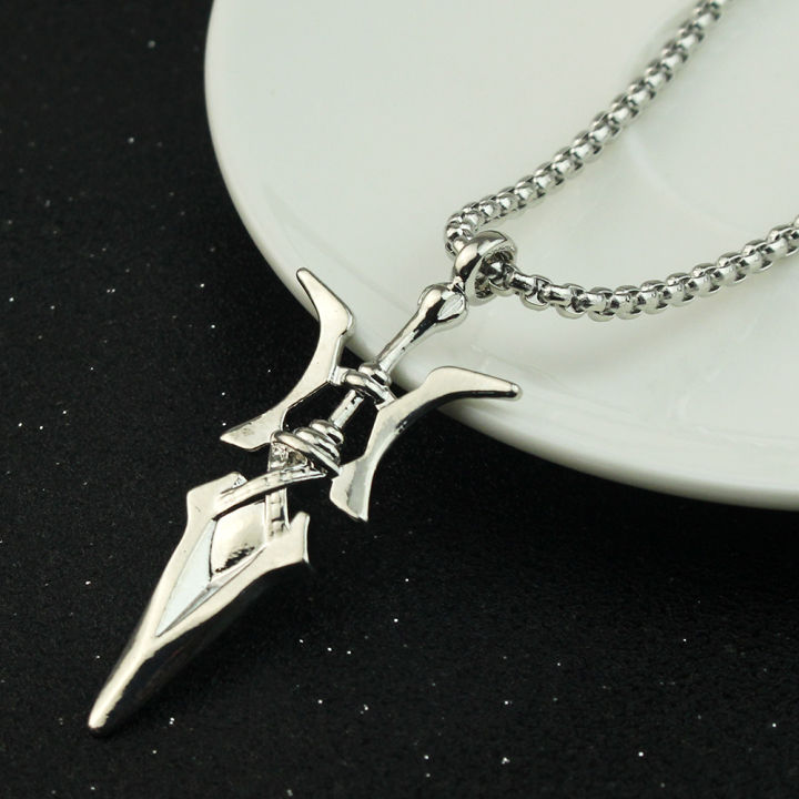 Anime%20Necklace%20Misa%20Amane%20Cosplay%20Necklace%20Halberd%20Pendant%20Necklaces%20Halloween%20Cosplay%20Jewelry%20%20-%20Image%204