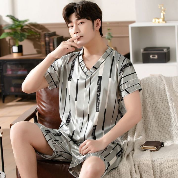 Pajamas%20Men%20Ice%20Silk%20Short-Sleeved%20Student%20Homewear%20Two-Piece%20Set%20of%20Easy-to-Clean%20Short-Sleeved%20Shorts%20Nightwear%20Loungewear%20-%20Image%205