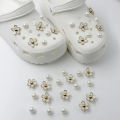 3D Cute Daisies Pearl Set Shoe Charms Accessories for Slide Sandals DIY Clogs Decoration Shoe Buckle Pins Shoe Decoration . 