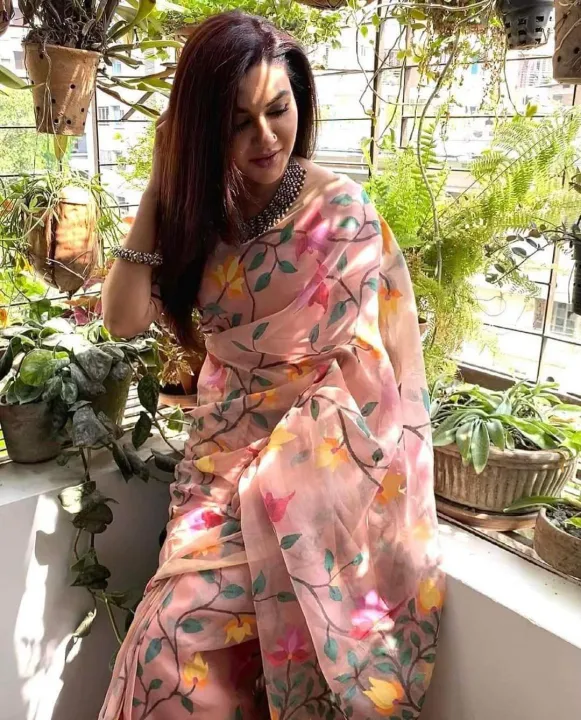 Exclusive%20&%20Stylish%20Brand%20New%20Half%5D%20Silk%20Screen%20Print%20Saree%20for%20Women%20-%20Suitable%20for%20All%20Season%20and%20Occasions%20-%20Image%206