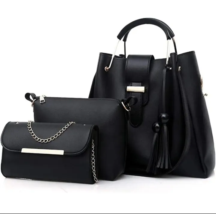 Our%20new%20collection%20of%20Queen%203%20pieces%20Lady%20Handbag%20sets.%20This%20leather%20features%20a%20roomy%20main%20compartment%20and%20%20two%20side%20pockets,%20making%20it%20suitable%20for%20shopping,%20traveling%20or%20simply%20staying%20organized%20,%20and%20comes%20with%20a%20small%20handy%20bag%20and%20pouch%20-%20Image%204