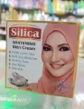 Silica whitening skin cream. 