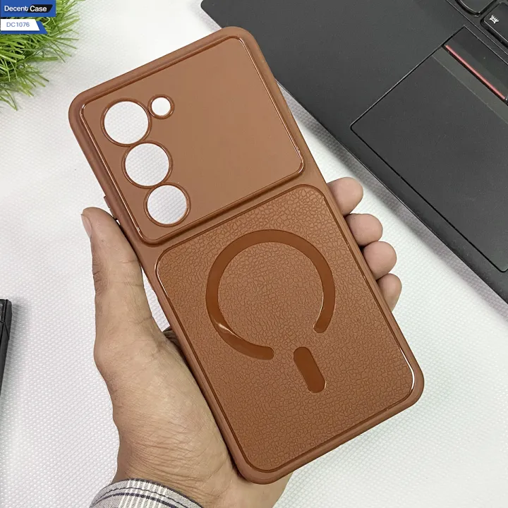 Redmi%2015%20Cover%20-%20Black%20-%20Luxury%20MagSafe%20Design%20Silicone%20Back%20Case%20-%20Image%204