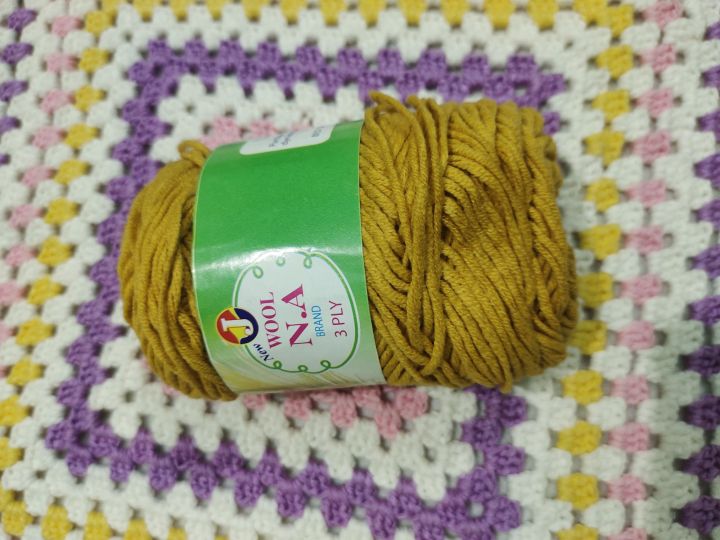 NA%20wool%20yarn%20(4%20pcs)%20-%20Image%203