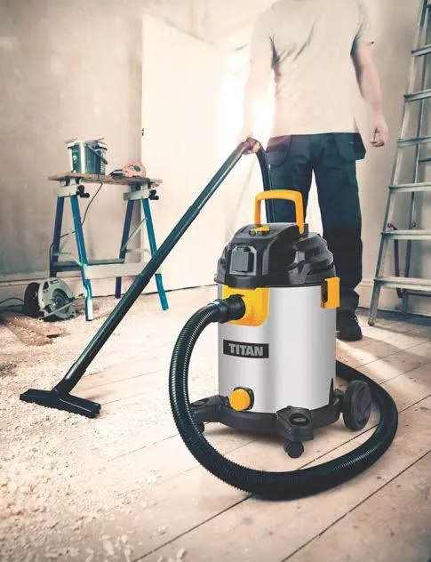 TITAN%20TTB774VAC%201300W%2016LTR%20WET%20&%20DRY%20VACUUM%20220-240V%20-%20Image%205