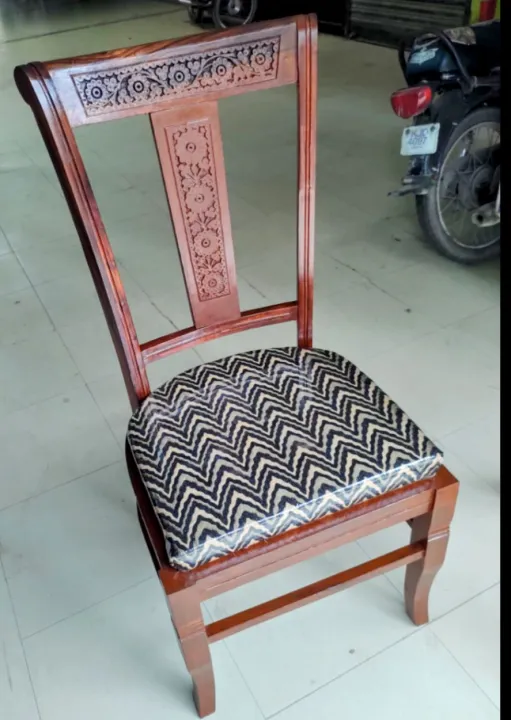 dinig%20chair,%20classic%20dining%20chairs,%20chinyoti%20style%20dinig%20chair,%20pure%20sheesham%20wooden%20dining%20chair,%20customize%20polish%20snd%20seat's%20fabric%20color%20-%20Image%203