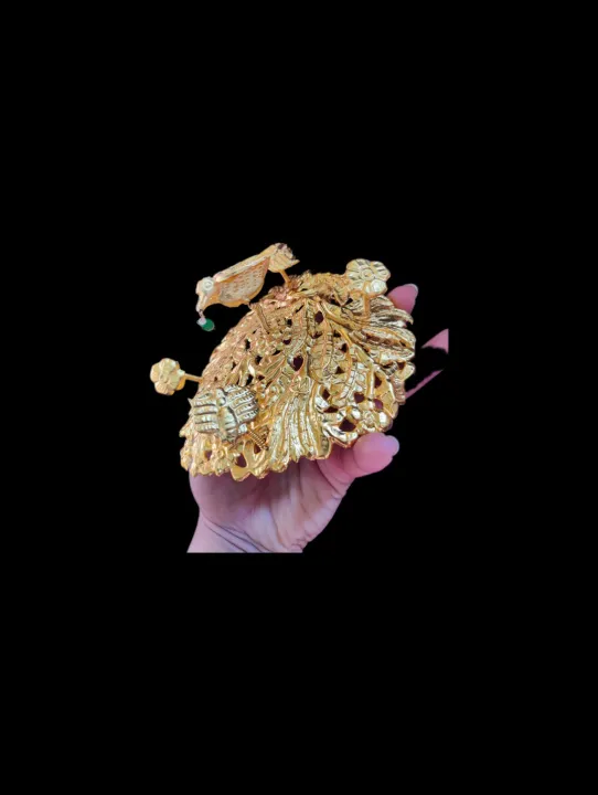 Lu%20Swa%20Newari%20Ornaments%20(A%20Gold%20Head%20Ornament%20With%20Peacock)%20-%20Image%202